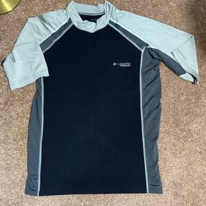 Columbia Black and Gray Swim Rash Guard Shirt